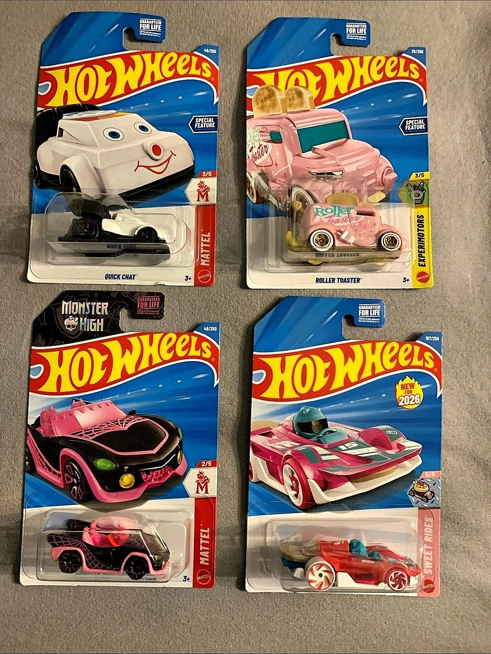 🆕- Hot Wheels 2026 Mix Assorted Diecast Cars (Set of 4) Multicolor